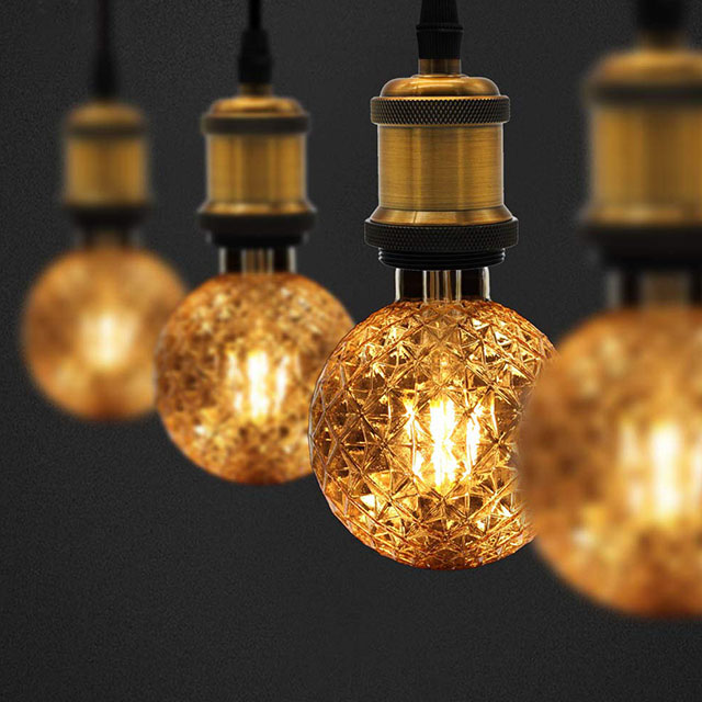 Decorative Light Bulbs Vintage LED Edison Bulb 4W 320LM (40W Equivalent) Globe CRI>80 Medium Base E27 Warm White 2200k, Circular Modern Tungsten Lamp 220-240V
