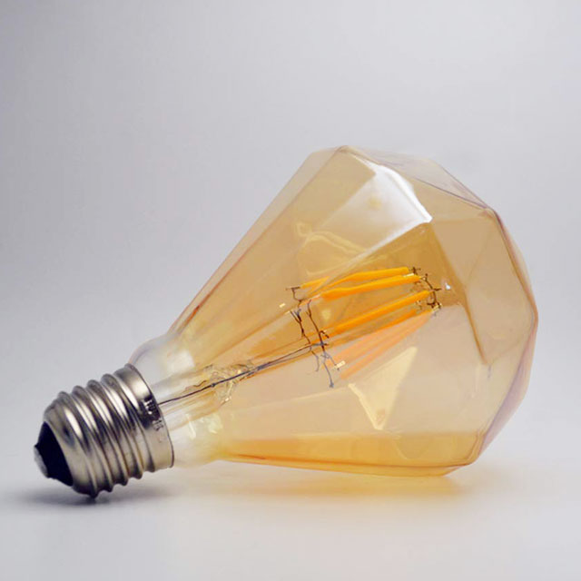 LED Vintage Diamond Shaped Light Bulb, Glass Nostalgic Amber Glow, 4W Tungsten Lamp, Warm Light 2200K LED Edison Light Bulbs for Living Room,Bedroom,Lamps,Night Light