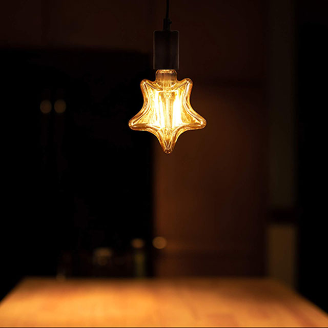 LED Vintage Star Shaped Light Bulb, Amber Glow, Five-Pointed Modern Tungsten Lamp 4W E27 Decorative Light Bulbs Vintage LED Edison Bulb 